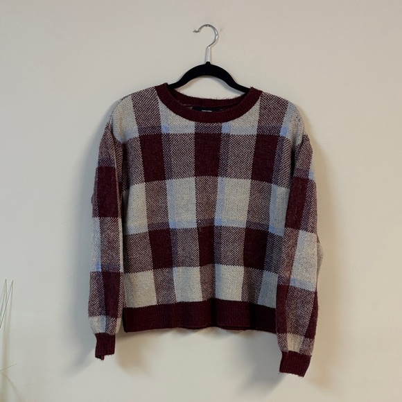 Vero Moda Burgundy and Cream Plaid Sweater - Picture 3 of 5